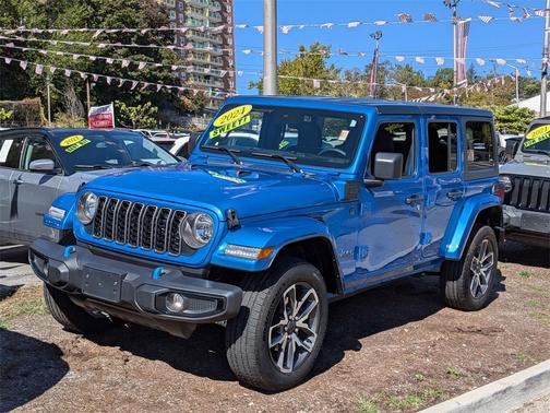 2024 Jeep Wrangler 4xe Sport