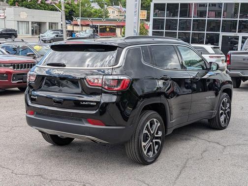 Diamond Black 2023 Jeep Compass Limited
