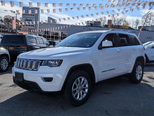 2021 Jeep Grand Cherokee Laredo E