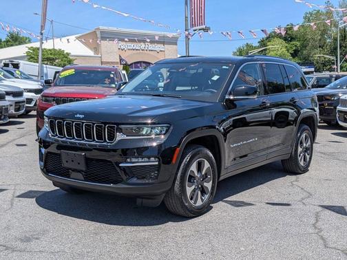 Diamond Black 2023 Jeep Grand Cherokee 4xe Base