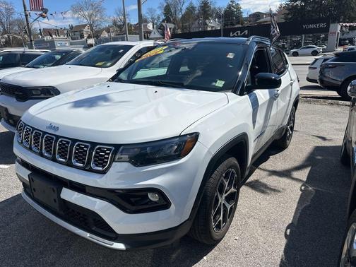 Bright White Clearcoat 2024 Jeep Compass Limited