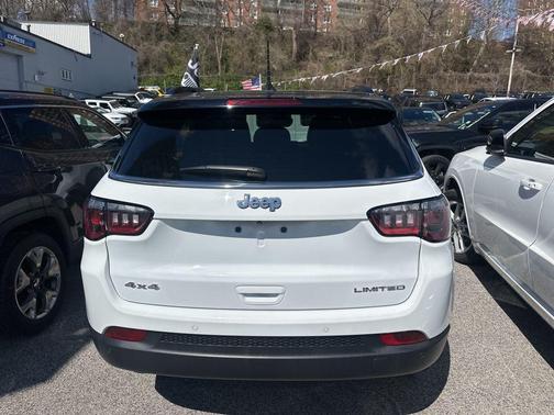 Bright White Clearcoat 2024 Jeep Compass Limited