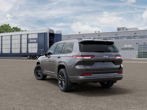 Metallic 2026 Jeep Grand Cherokee L Limited