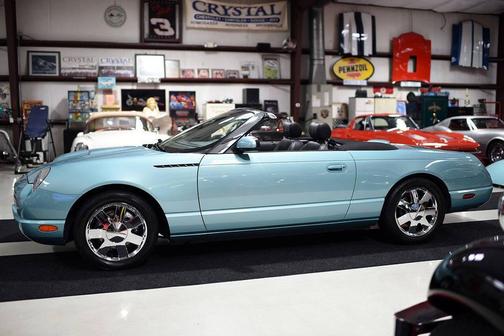 2002 Ford Thunderbird Deluxe