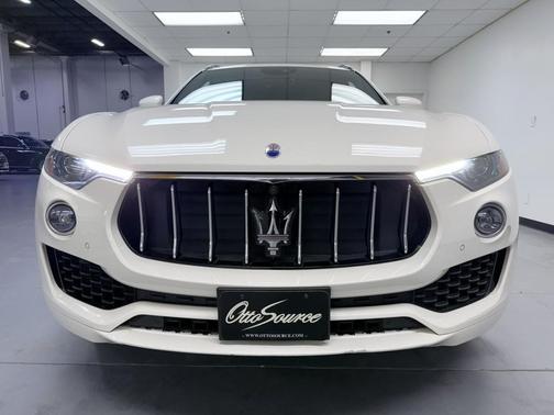 2019 Maserati Levante Base