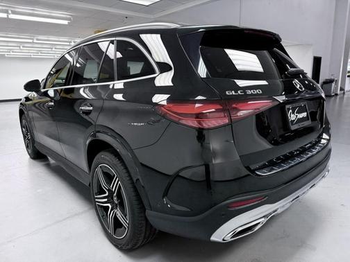 2024 Mercedes-Benz GLC 300 4MATIC