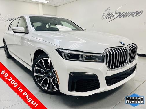 2022 BMW 740 i