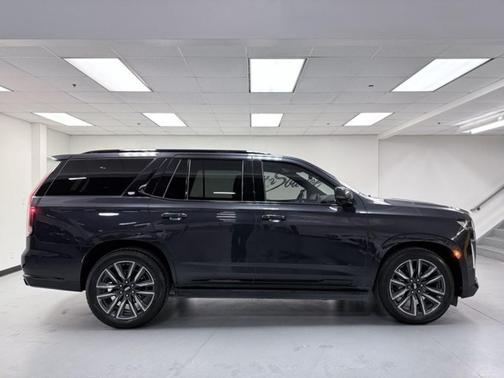 2022 Cadillac Escalade Sport