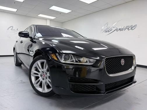 2019 Jaguar XE 25t Premium