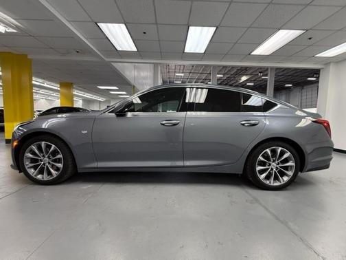 2022 Cadillac CT5 Premium Luxury