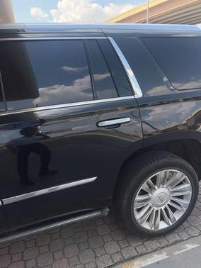 2017 Cadillac Escalade Platinum