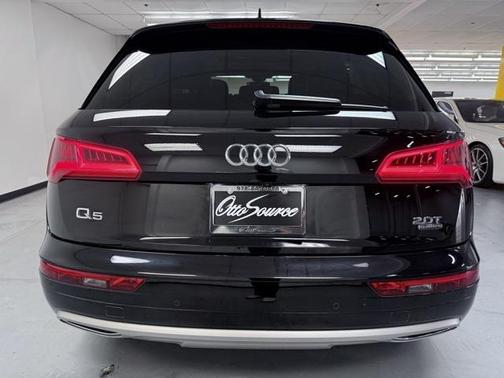 2018 Audi Q5 2.0T Premium Plus