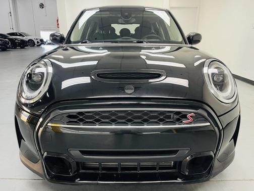 2023 MINI Hardtop Base