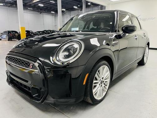 2023 MINI Hardtop Base