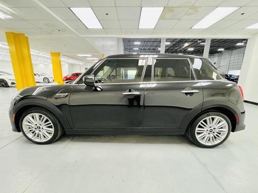 2023 MINI Hardtop Base