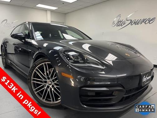 2022 Porsche Panamera