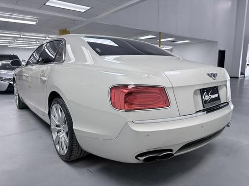 2015 Bentley Flying Spur Base