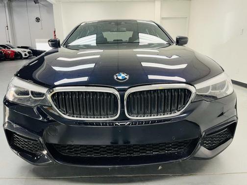 2019 BMW 530 i