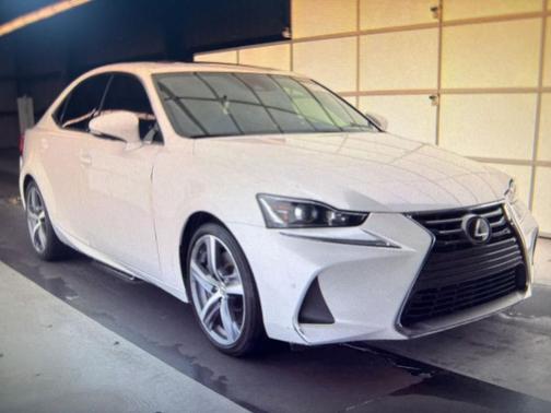 2018 Lexus IS 300 Base