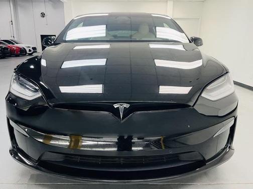 2022 Tesla Model X Base