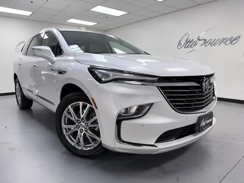 2023 Buick Enclave Essence FWD