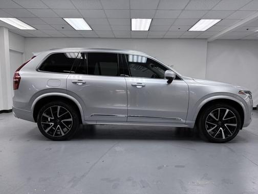 2019 Volvo XC90 T6 Inscription