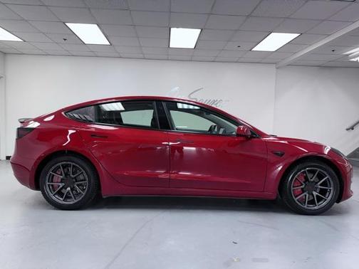 2022 Tesla Model 3 Standard Range