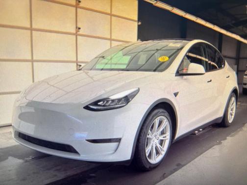 2021 Tesla Model Y Long Range Dual Motor All-Wheel Drive