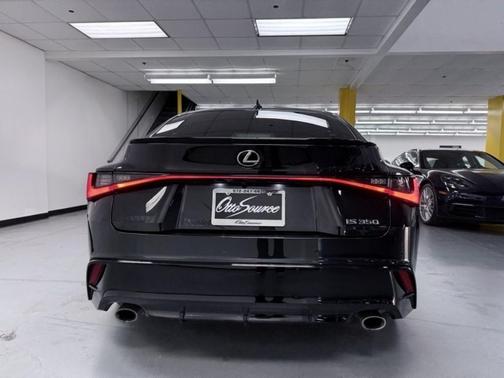 2022 Lexus IS 350 Base