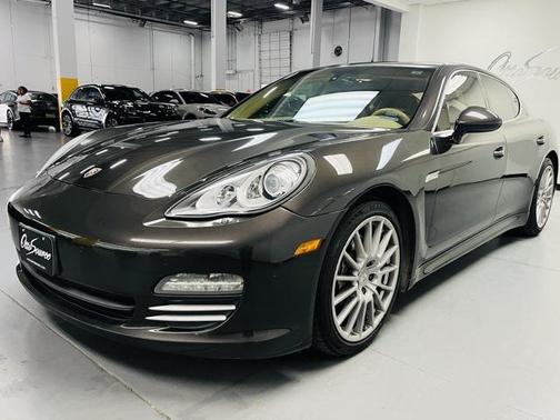 2011 Porsche Panamera 4S