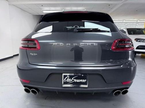 2018 Porsche Macan Sport Edition