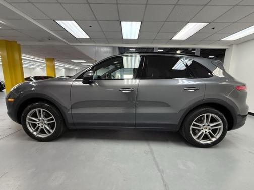 2019 Porsche Cayenne Cayenne