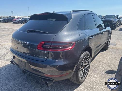 2018 Porsche Macan 