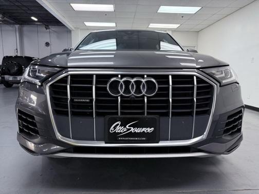 2020 Audi Q7 55 Premium Plus