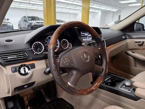 2010 Mercedes-Benz E-Class 4MATIC
