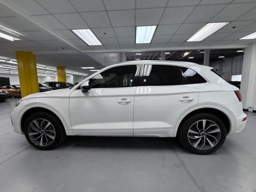 2021 Audi Q5 45 Premium Plus