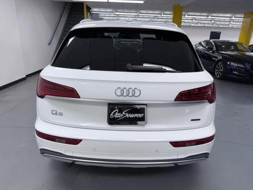 2021 Audi Q5 45 Premium Plus