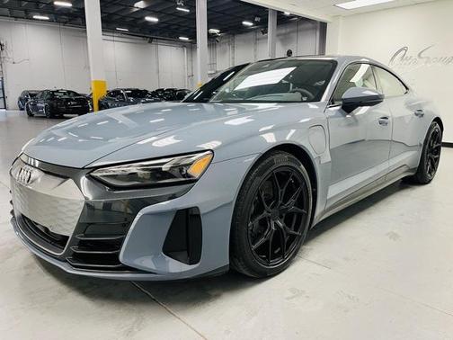 2022 Audi e-tron GT Premium Plus