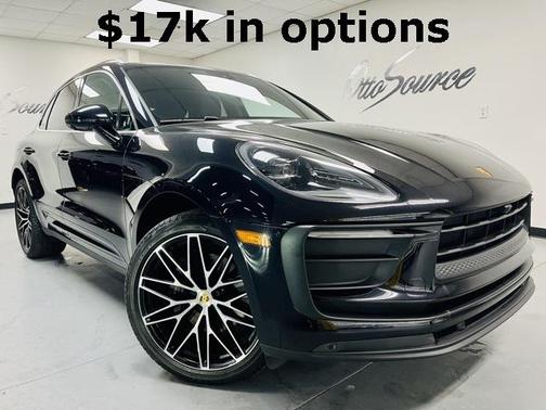 2022 Porsche Macan Base