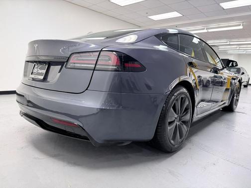 2022 Tesla Model S Dual Motor All-Wheel Drive