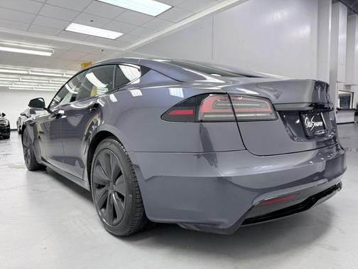 2022 Tesla Model S Dual Motor All-Wheel Drive