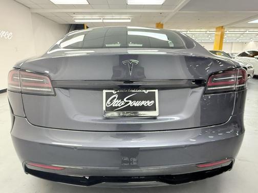 2022 Tesla Model S Dual Motor All-Wheel Drive