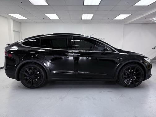 2020 Tesla Model X Long Range