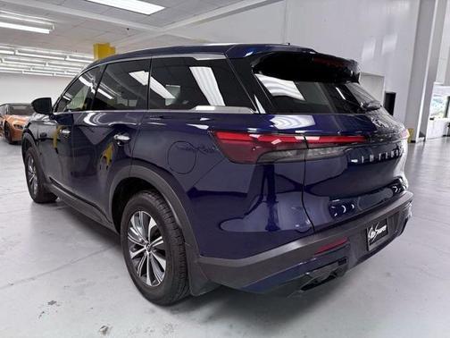 2022 INFINITI QX60 Pure