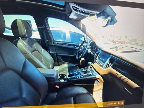 2018 Porsche Macan Base