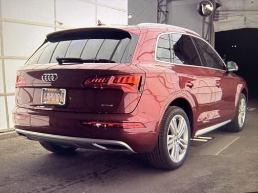 2019 Audi Q5 2.0T Premium Plus