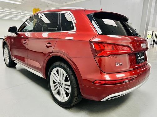 2019 Audi Q5 2.0T Premium Plus