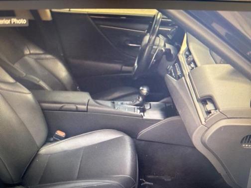 2020 Lexus ES 300h Base