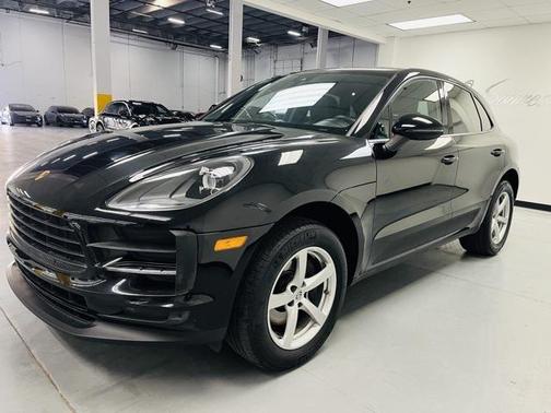 2020 Porsche Macan Base