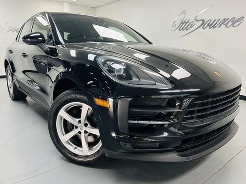 2020 Porsche Macan Base